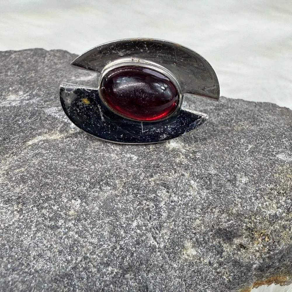 Vintage Anson Silver Tone Oval Red Cab Cuff Links